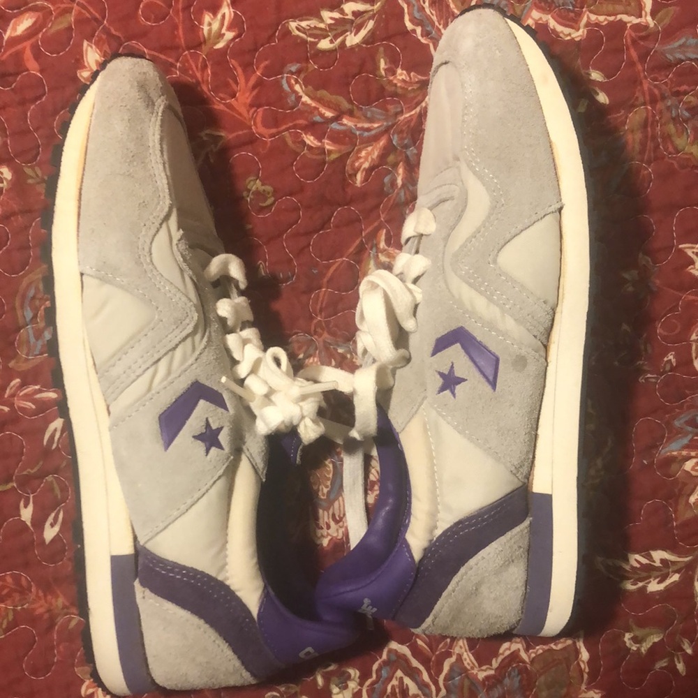 Never worn 1970’s vintage Converse running shoes. - Picture 5 of 16